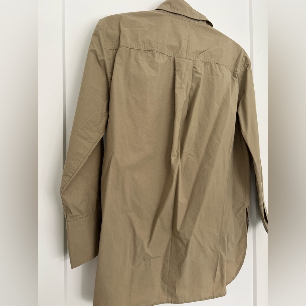 Banana Republic Oversized Button Down Shirt 100% cotton - Picture 8 of 10